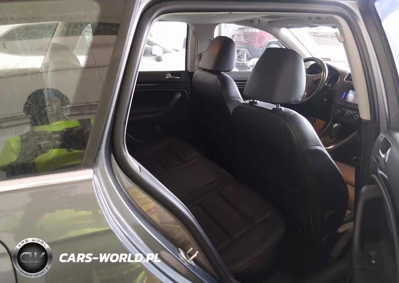 2013 Volkswagen Jetta Sportwagen 2.0L Tdi VIN:3VWPL7AJ2DM607684 - 8