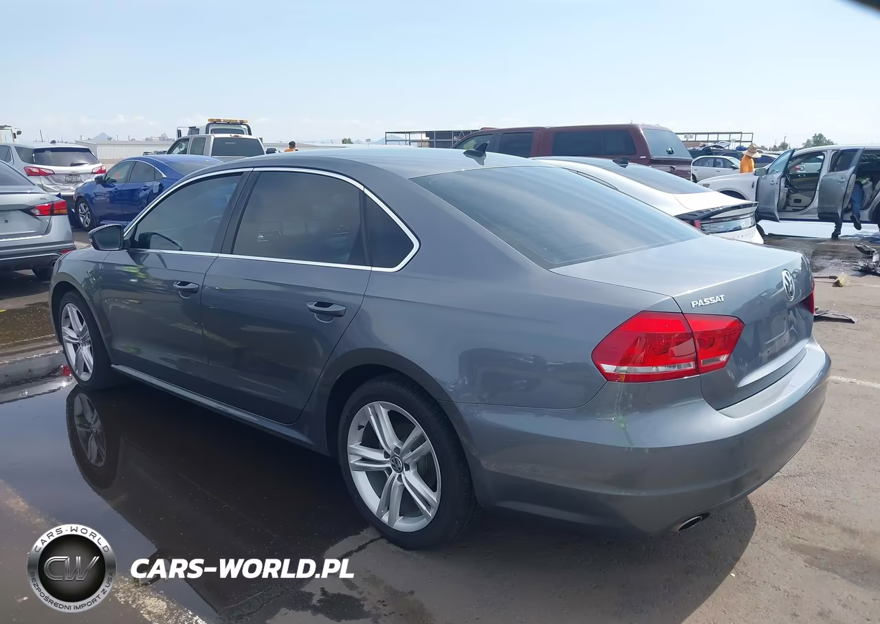 2014 Volkswagen Passat 1.8T Se VIN:1VWBT7A35EC092971 - 3