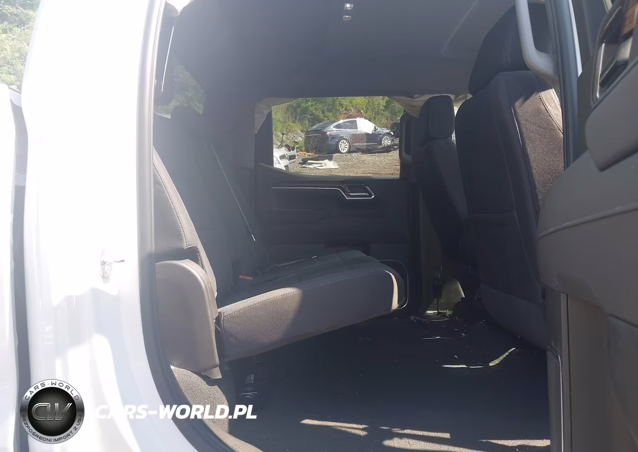 2026 Chevrolet Silverado 1500 4Wd Short Bed Lt With 2Fl VIN:1GCPKKEK5TZ363733 - 8