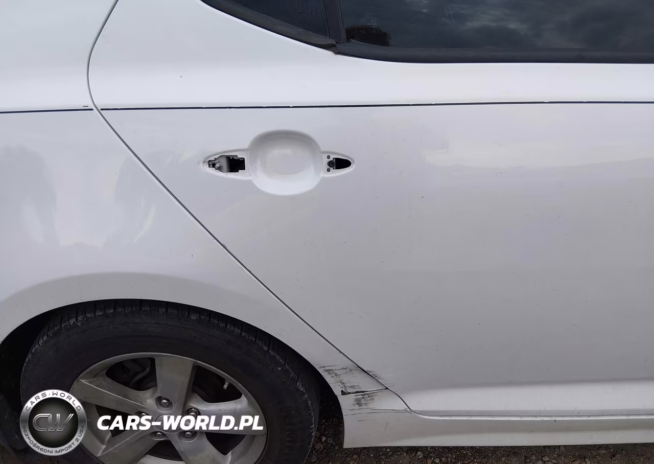 KIA OPTIMA VIN:KNAGM4A75F5632779 - 11