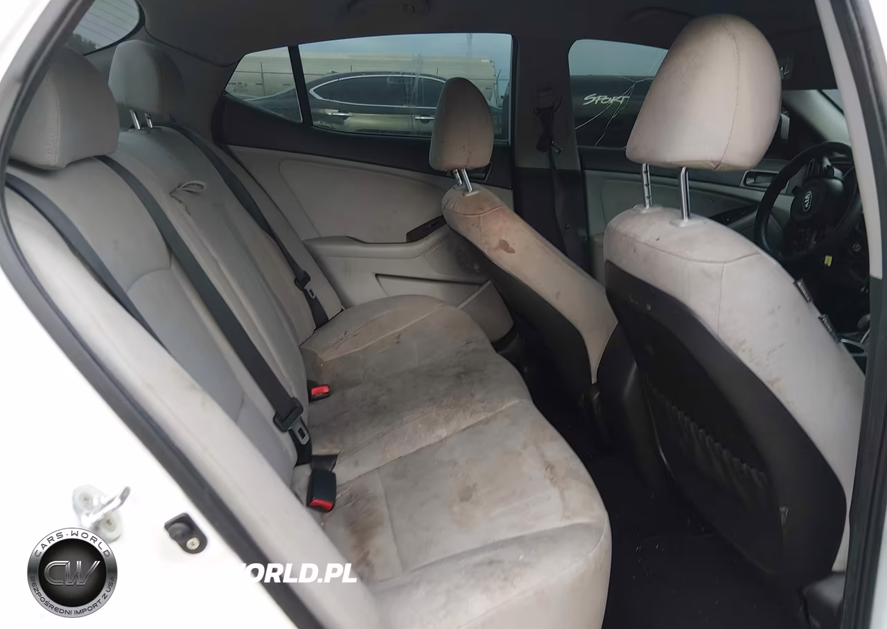KIA OPTIMA VIN:KNAGM4A75F5632779 - 8