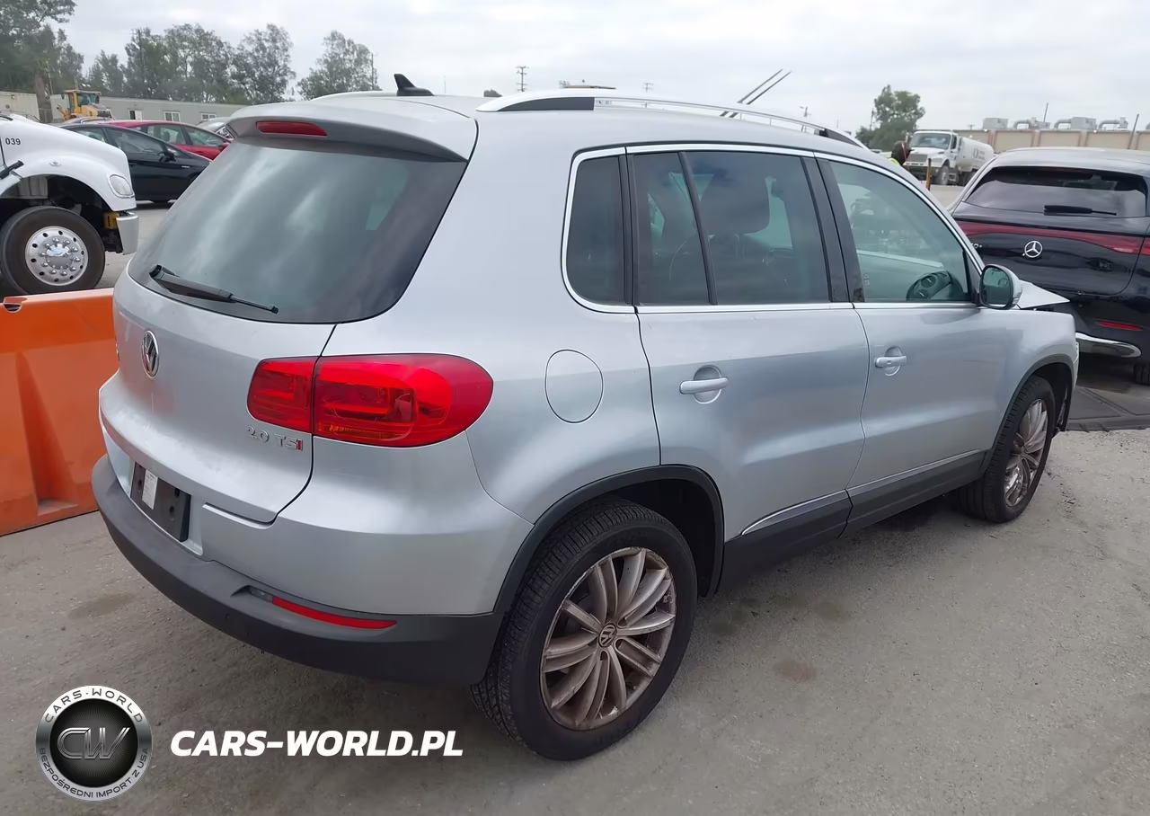 2014 Volkswagen Tiguan Sel VIN:WVGAV3AX7EW591723 - 4