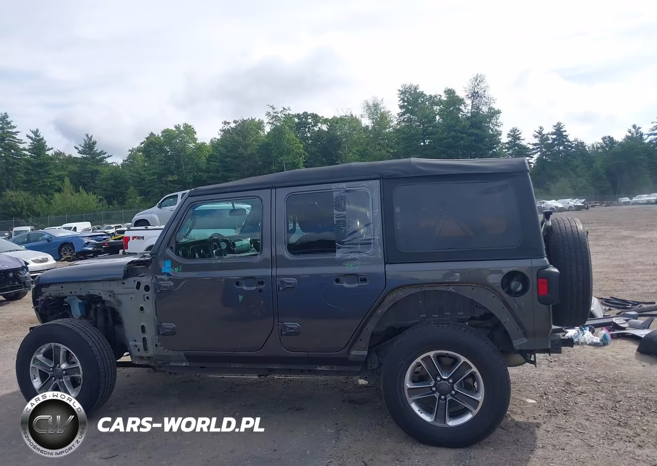 2019 Jeep Wrangler Unlimited Sahara 4X4 VIN:1C4HJXEG4KW576012 - 20