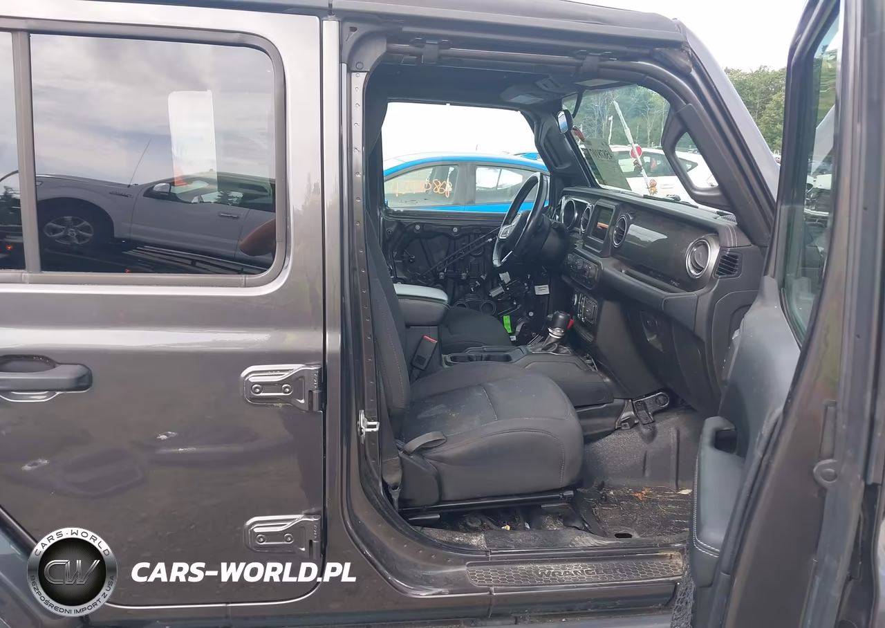 2019 Jeep Wrangler Unlimited Sahara 4X4 VIN:1C4HJXEG4KW576012 - 5