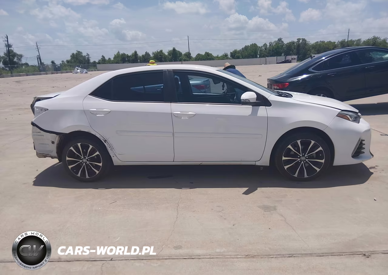 2018 Toyota Corolla Se VIN:5YFBURHE9JP842201 - 13
