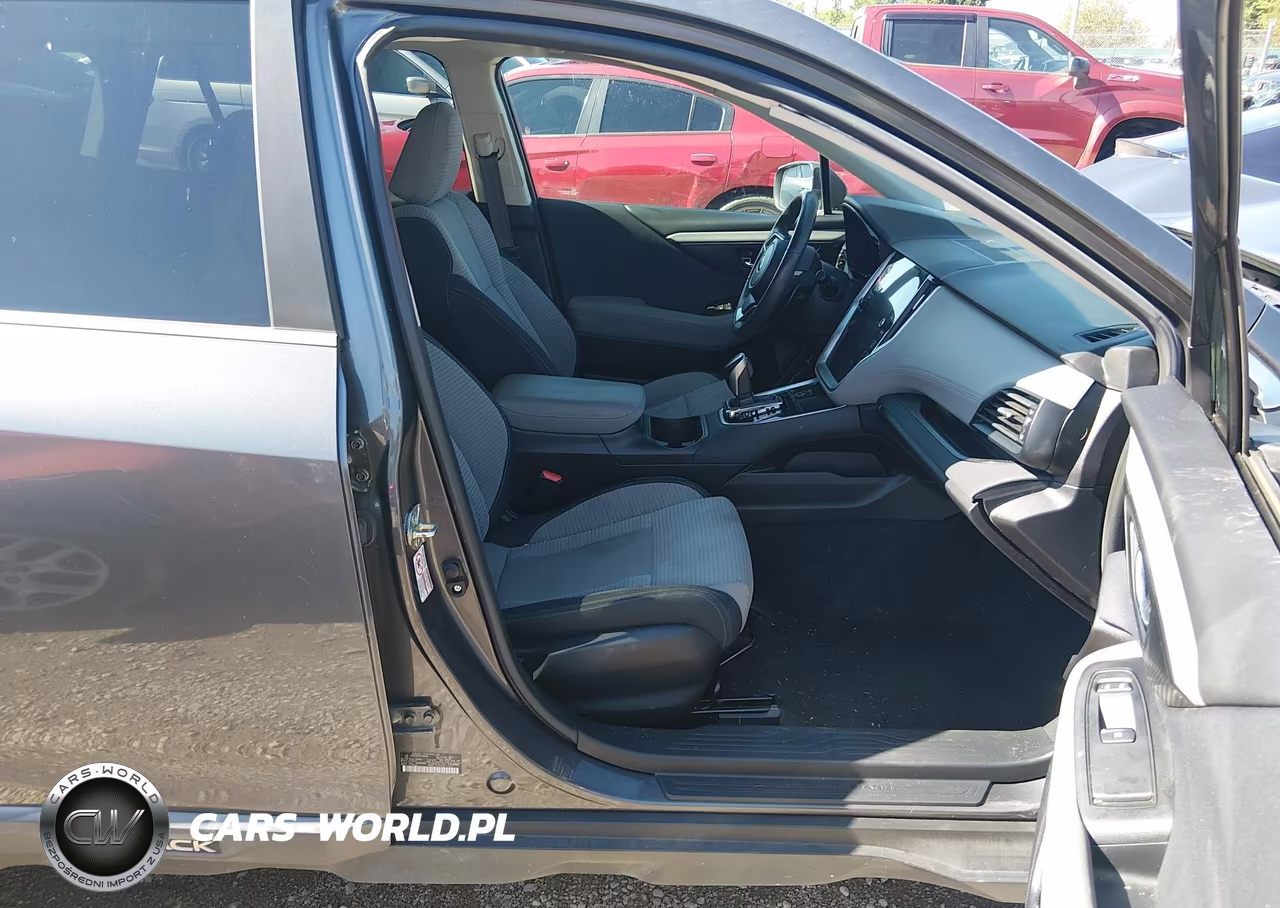 2020 Subaru Outback Premium VIN:4S4BTAEC2L3180444 - 5