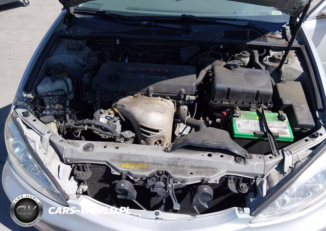 2002 Toyota Camry Le VIN:4T1BE32K22U028013 - 10