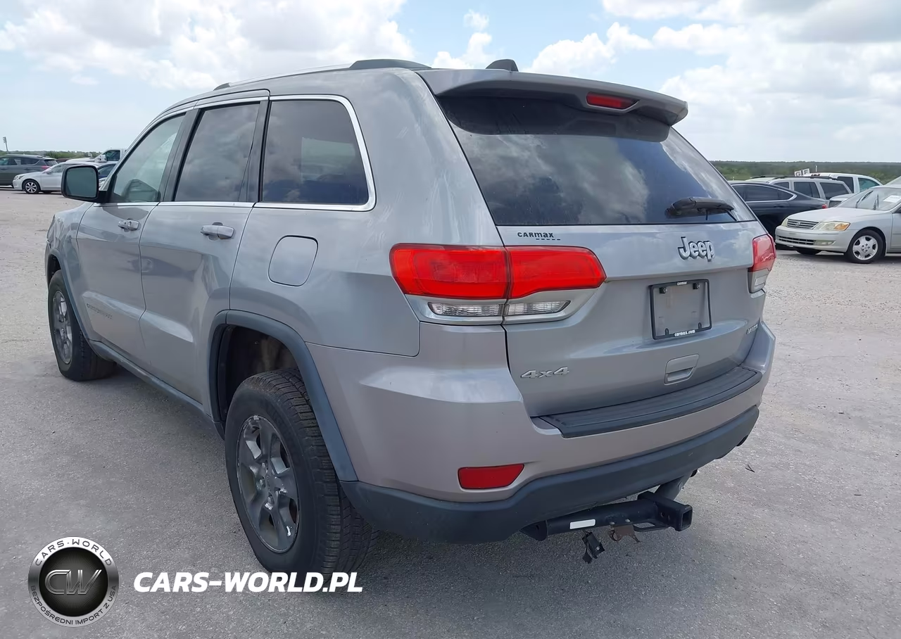 2014 Jeep Grand Cherokee Laredo VIN:1C4RJFAG4EC372157 - 3