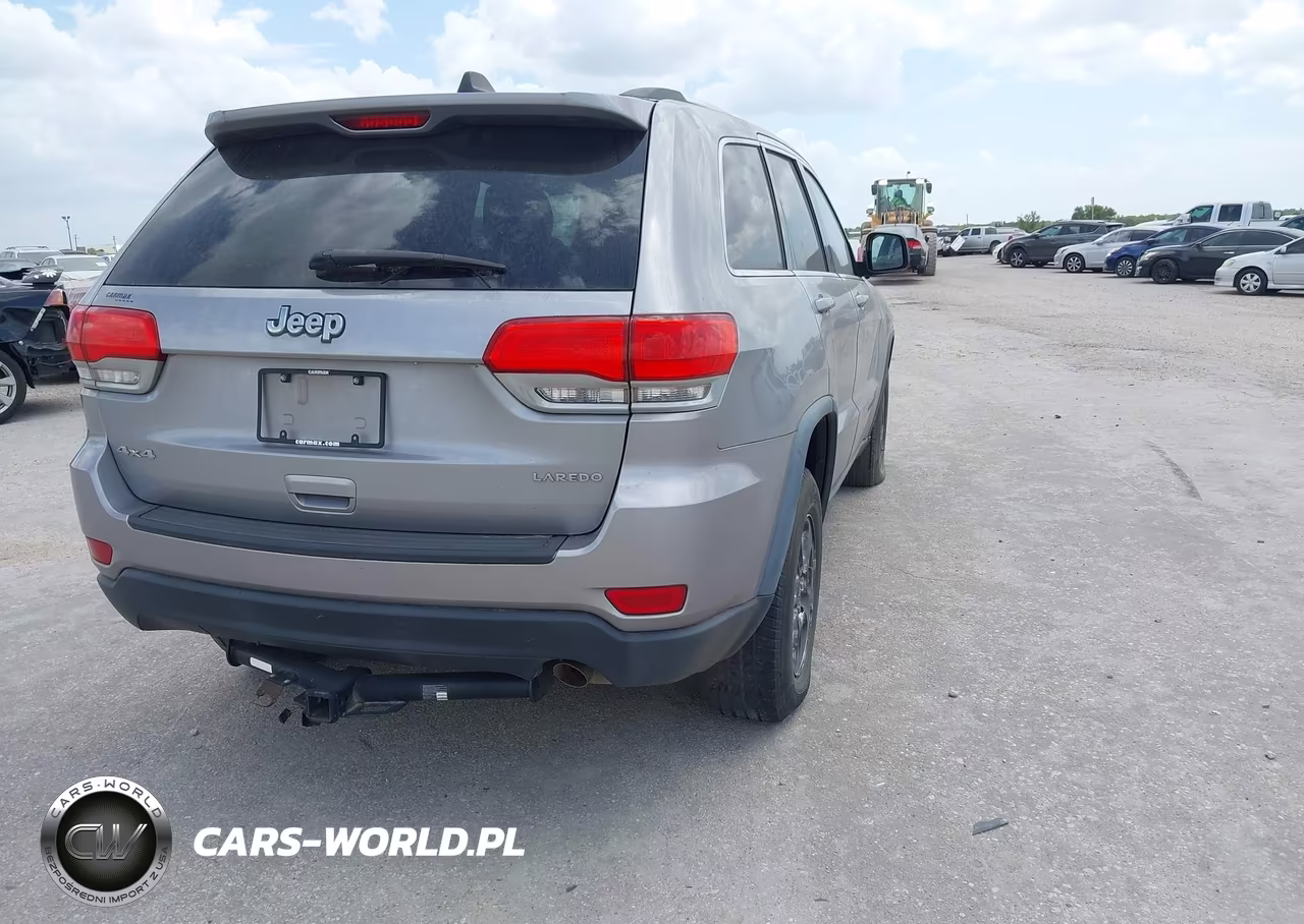 2014 Jeep Grand Cherokee Laredo VIN:1C4RJFAG4EC372157 - 4