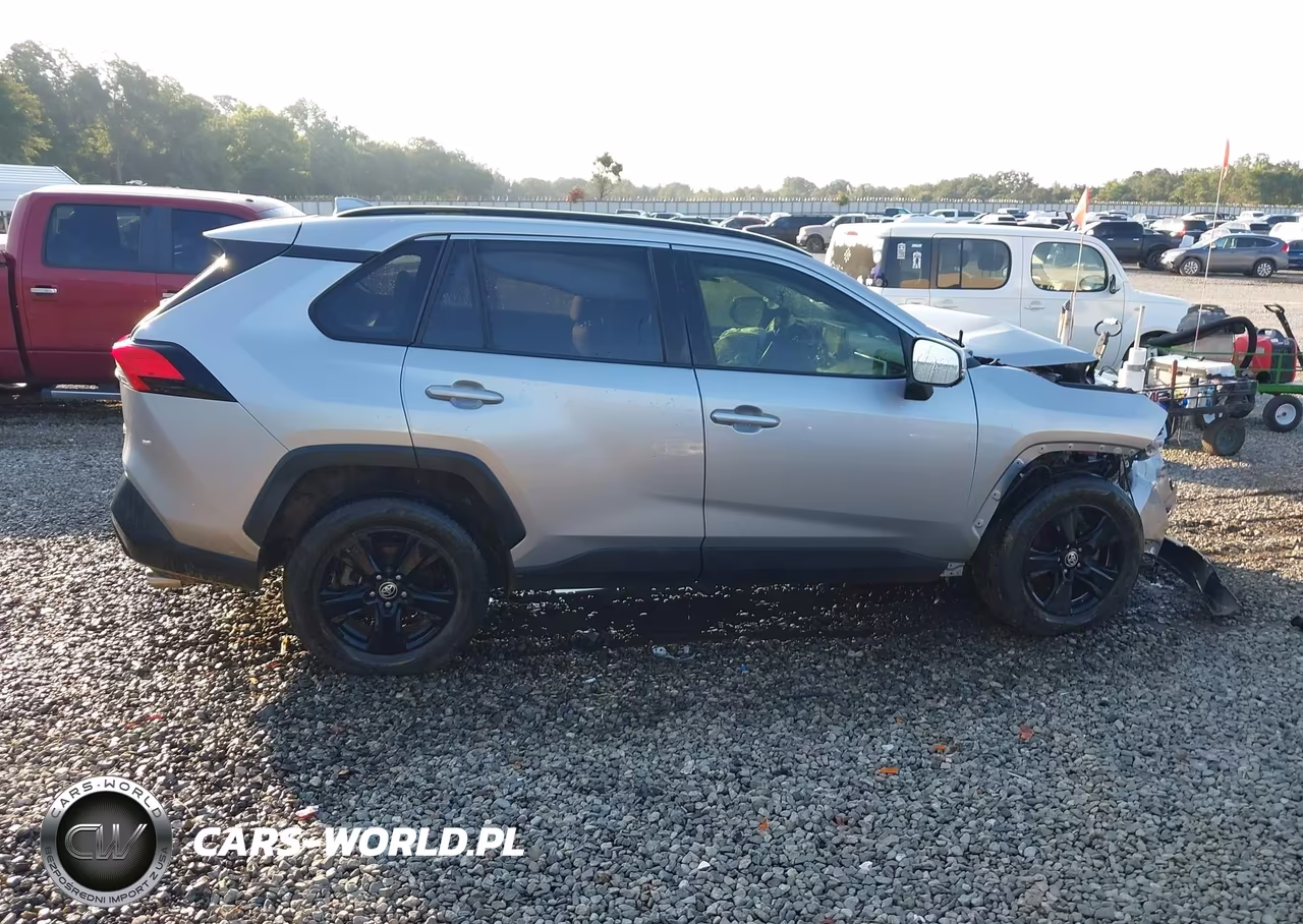 2020 Toyota Rav4 Xle VIN:JTMW1RFV3LJ019719 - 13