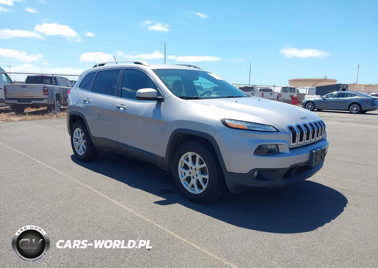 2018 Jeep Cherokee Latitude 4X4 – zdjęcie 1 z 16