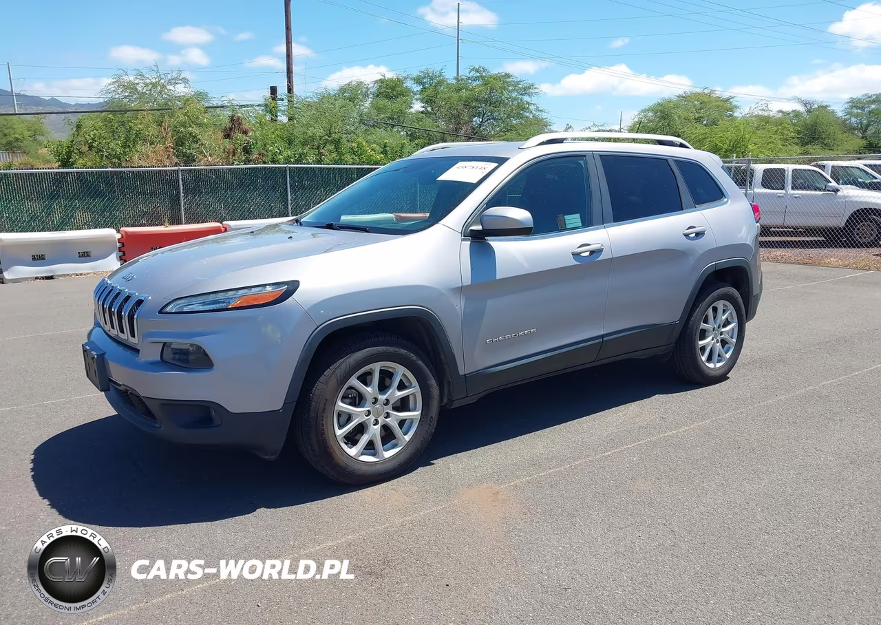 2018 Jeep Cherokee Latitude 4X4 VIN:1C4PJMCB6JD528619 - 2