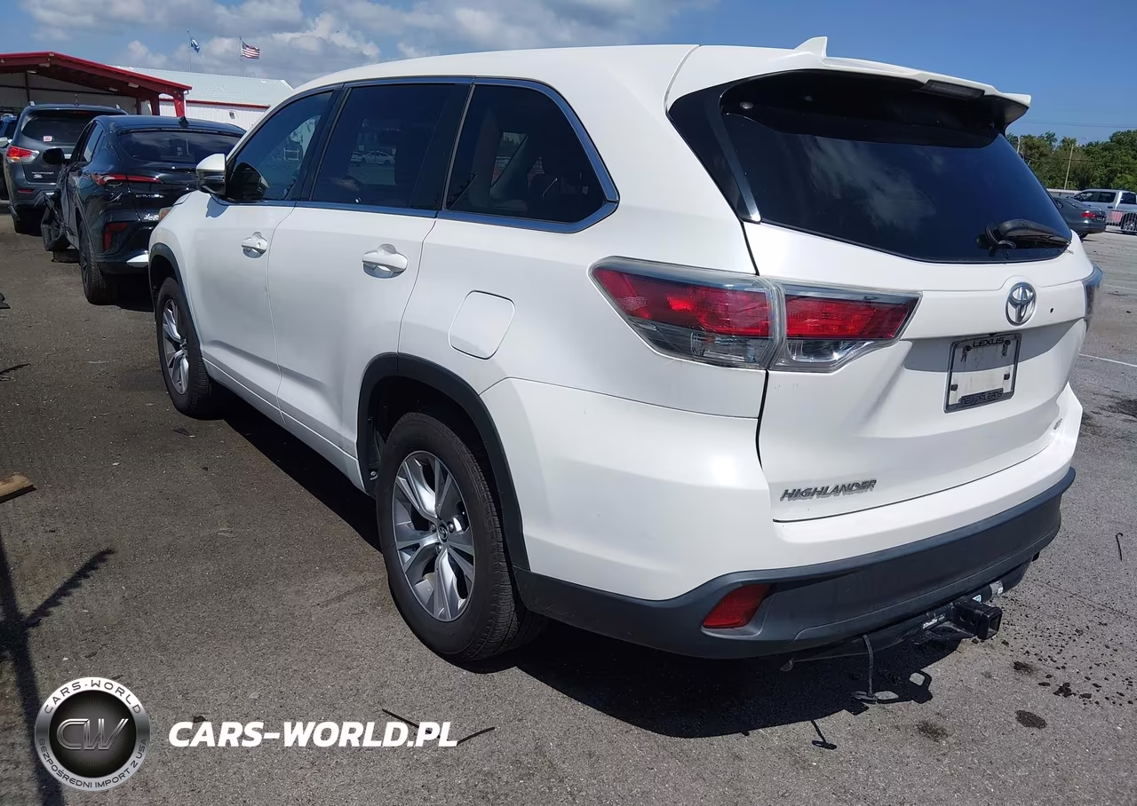 2016 Toyota Highlander Le Plus V6 VIN:5TDZKRFH2GS135748 - 3