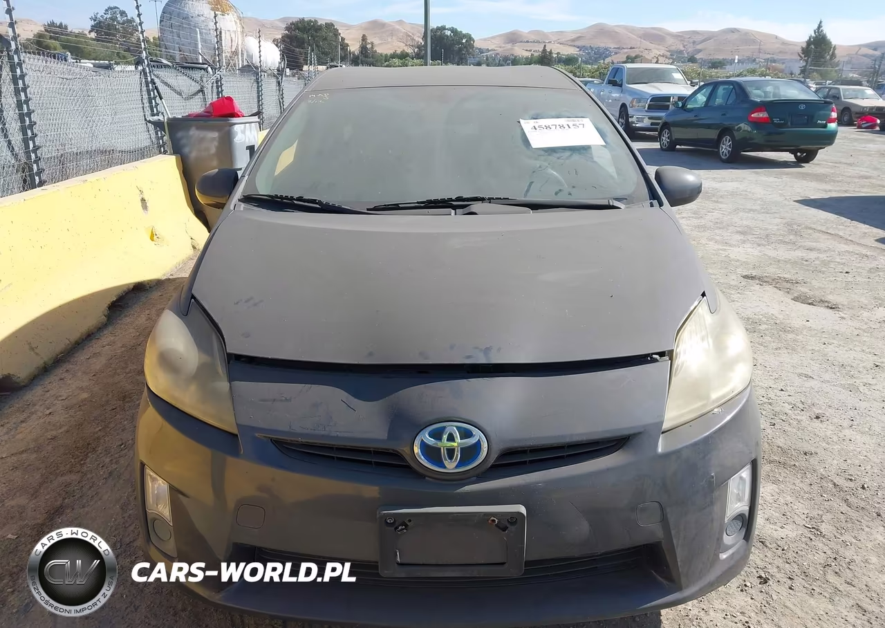 2011 Toyota Prius Three VIN:JTDKN3DU8B1414603 - 6