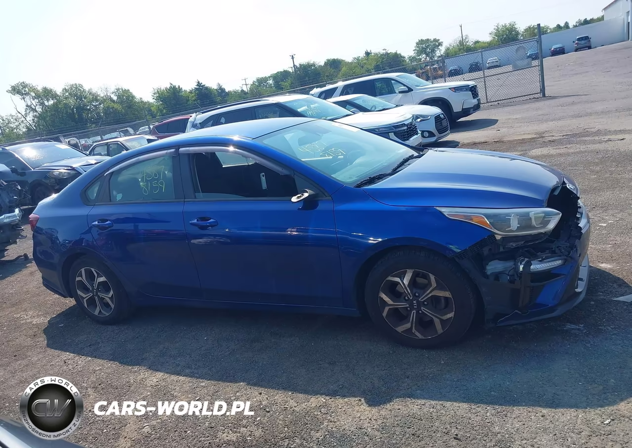2020 Kia Forte Lxs VIN:3KPF24AD7LE163429 - 13