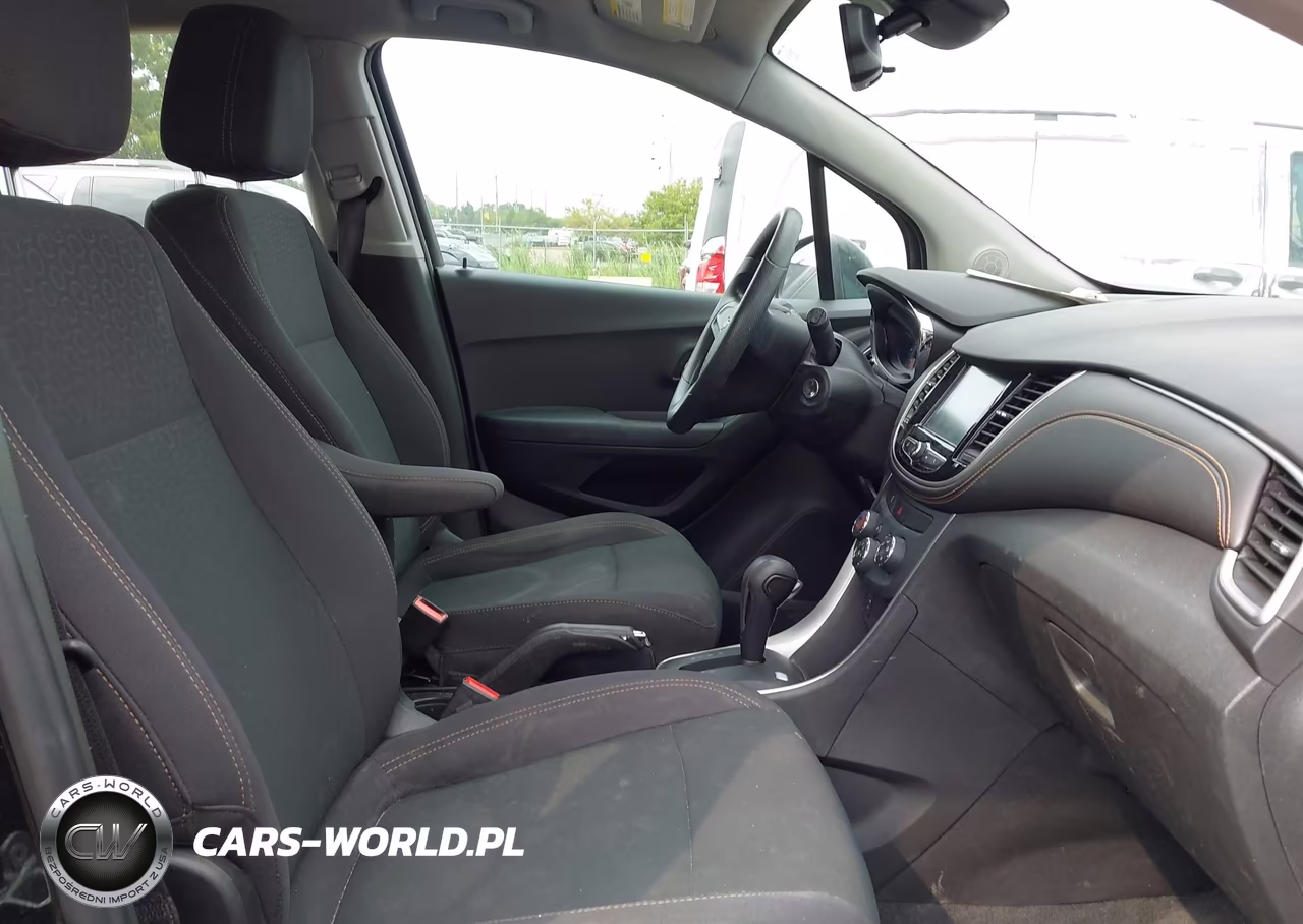 2017 Chevrolet Trax Ls VIN:3GNCJKSB3HL286887 - 5