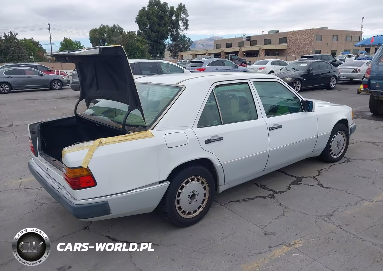 1993 Mercedes-Benz 300 E 2.8 VIN:WDBEA28E8PB995171 - 4
