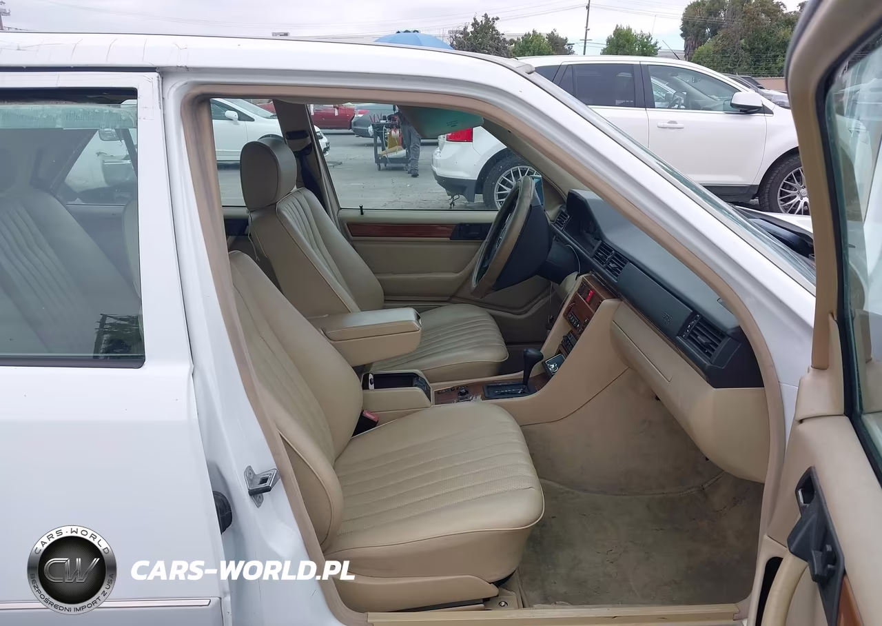 1993 Mercedes-Benz 300 E 2.8 VIN:WDBEA28E8PB995171 - 5