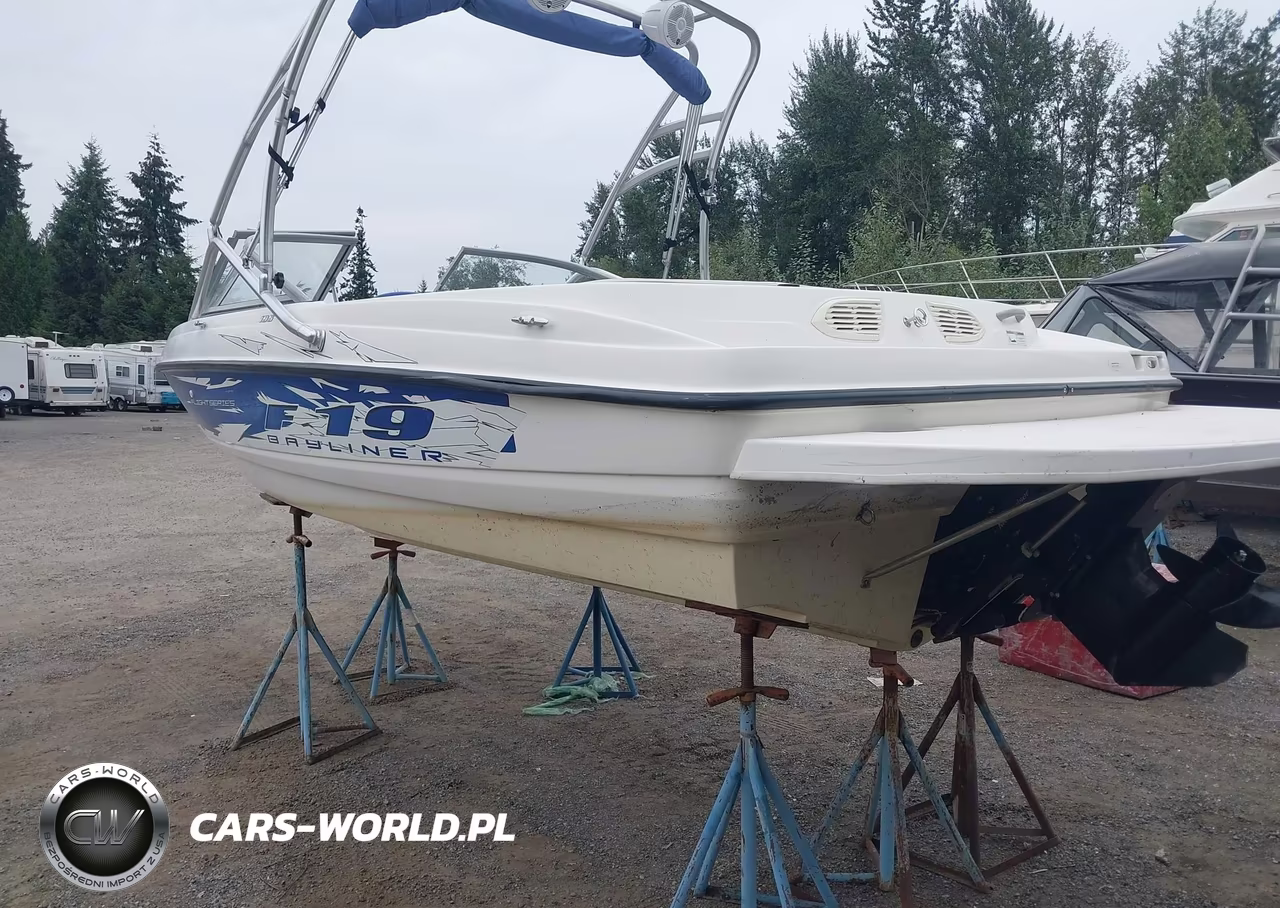 2007 Bayliner Boat & Trailer VIN:BBBB54CRE707 - 3