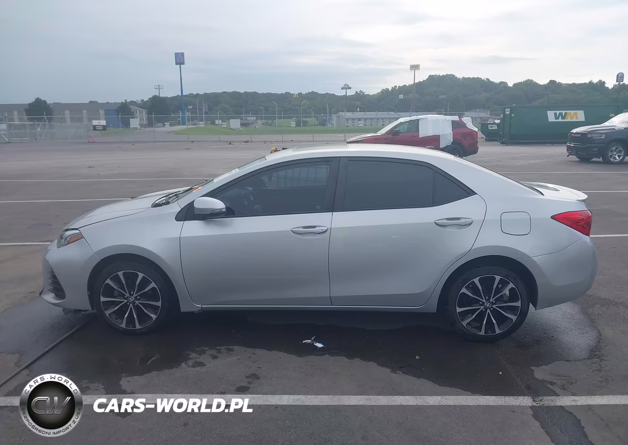 2017 Toyota Corolla Se VIN:5YFBURHE3HP672105 - 14