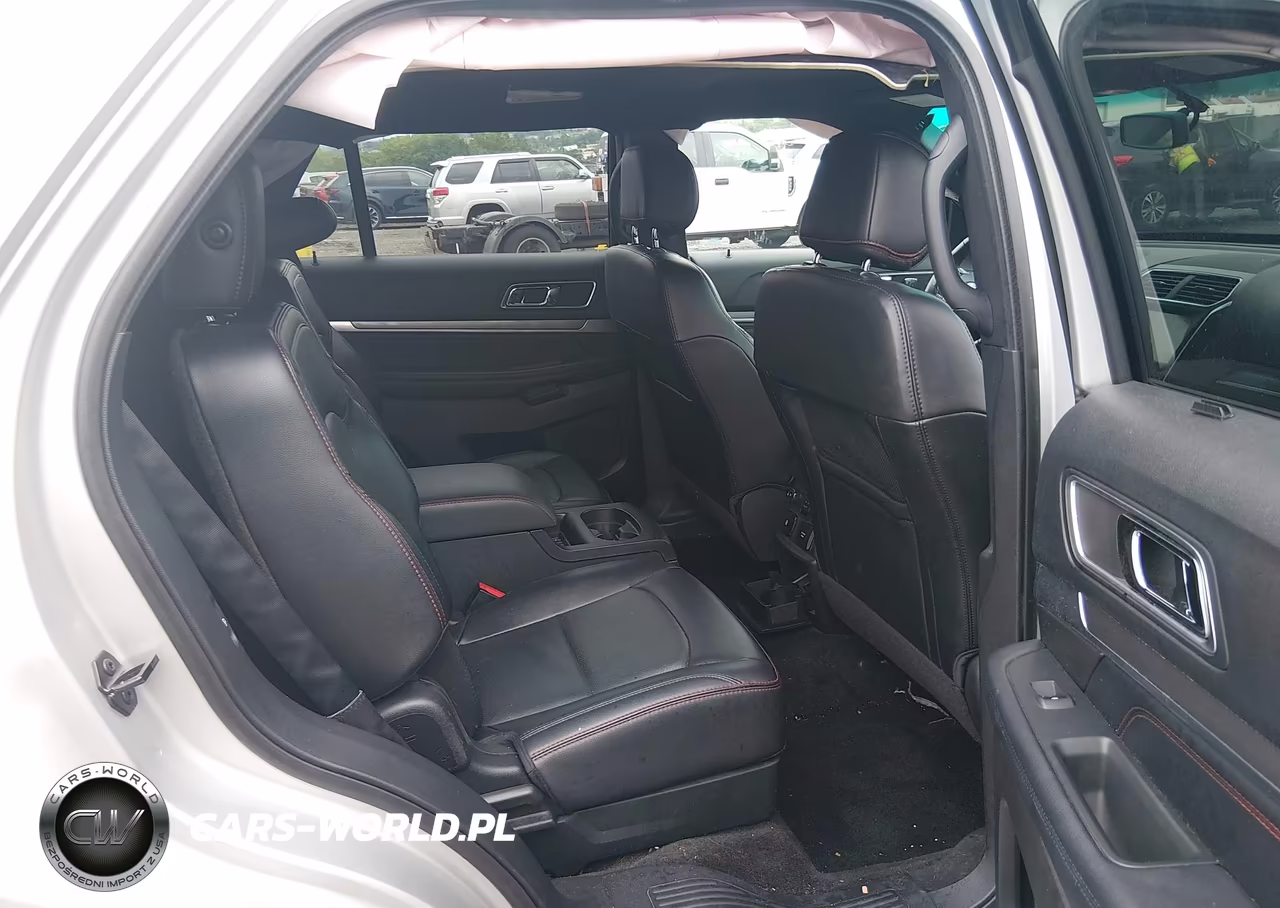 2017 Ford Explorer Sport VIN:1FM5K8GT2HGB26423 - 8