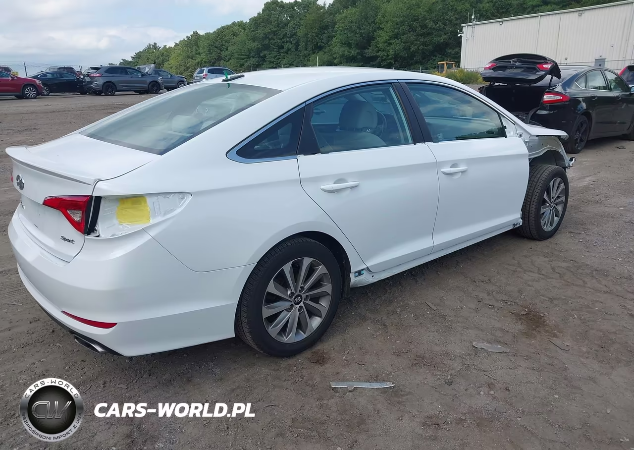 2017 Hyundai Sonata Sport VIN:5NPE34AF3HH553473 - 4
