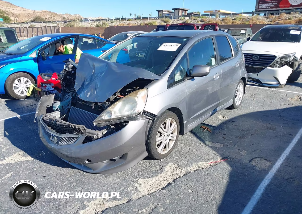 2010 Honda Fit Sport VIN:JHMGE8H4XAS028429 - 2