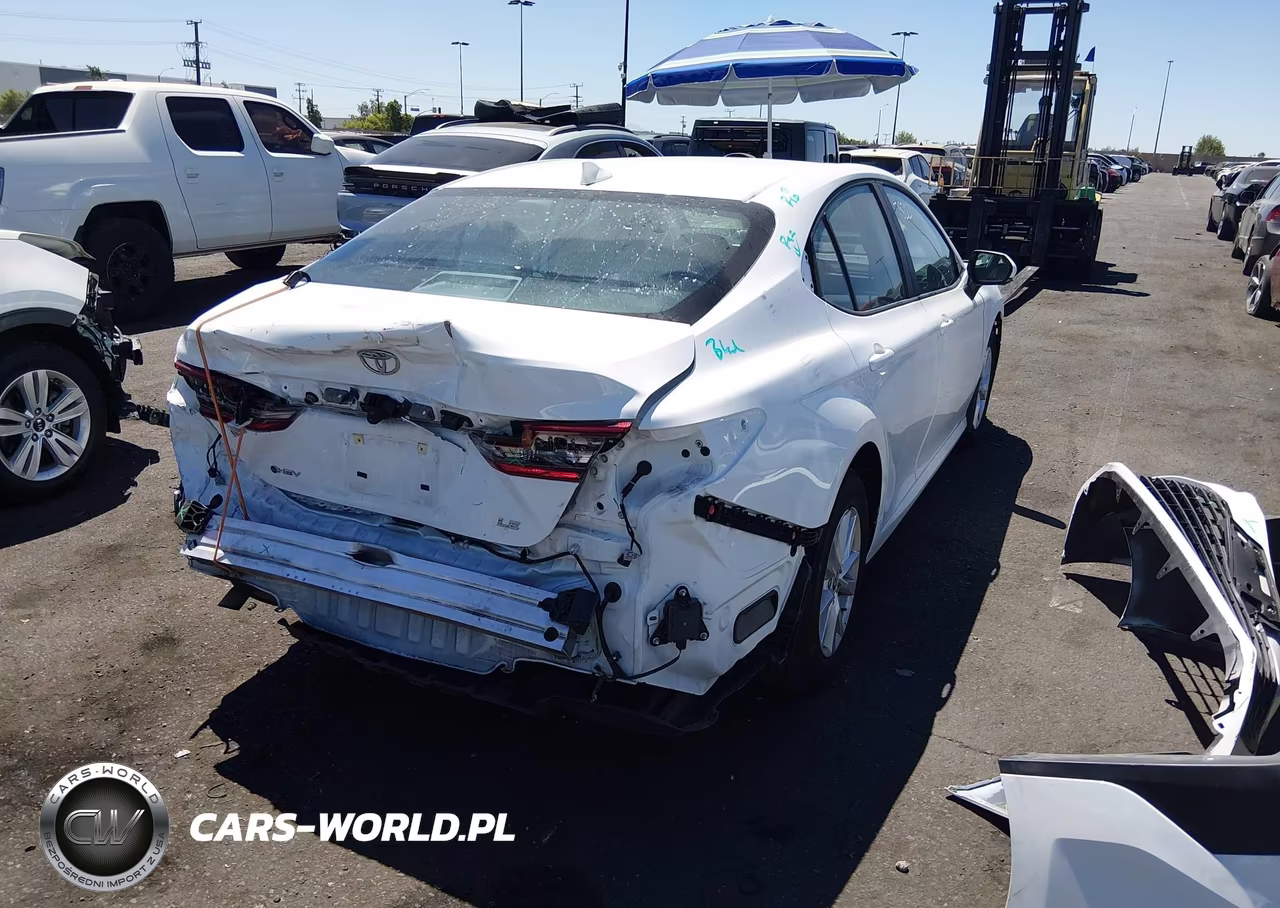 2025 Toyota Camry Le VIN:4T1DAACK0SU193548 - 4