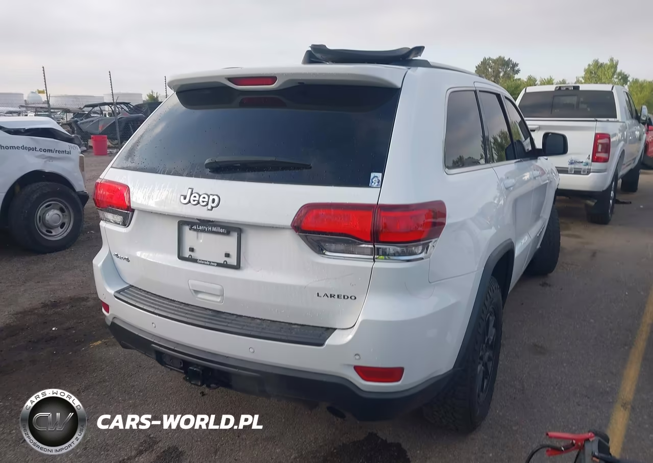 2020 Jeep Grand Cherokee Laredo E 4X4 VIN:1C4RJFAG5LC208655 - 4