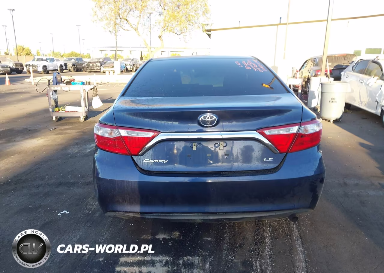 2017 Toyota Camry Le VIN:4T1BF1FK2HU732216 - 17
