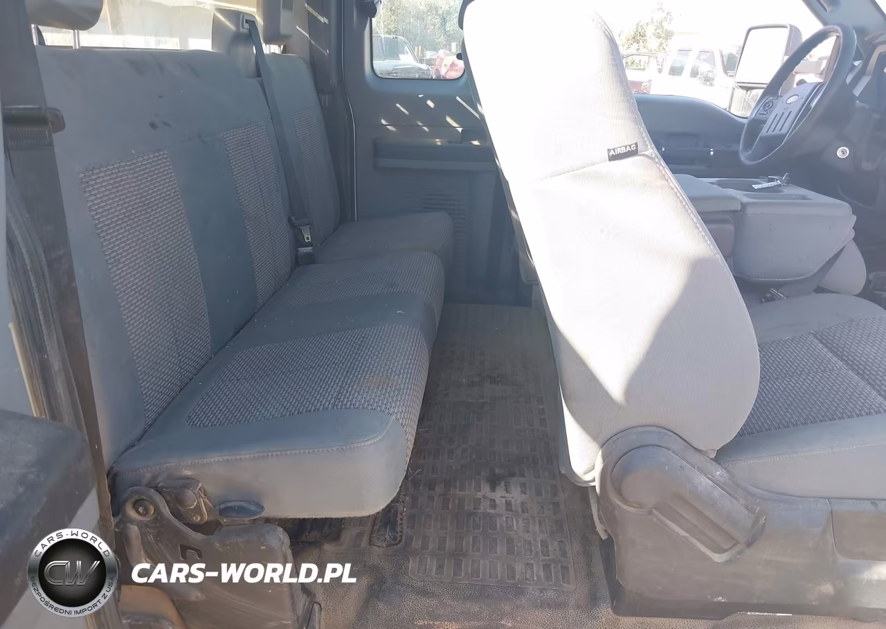 2016 Ford F-550 Chassis Xl VIN:1FD0X5HT9GEA50086 - 4