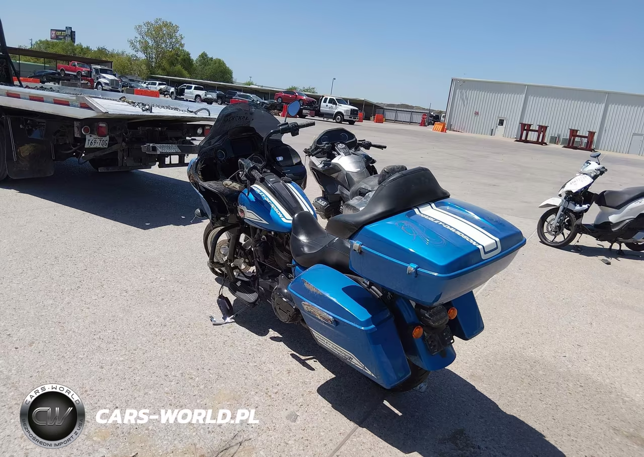 2023 Harley-Davidson Fltrxst VIN:1HD1ACL16PB633090 - 3