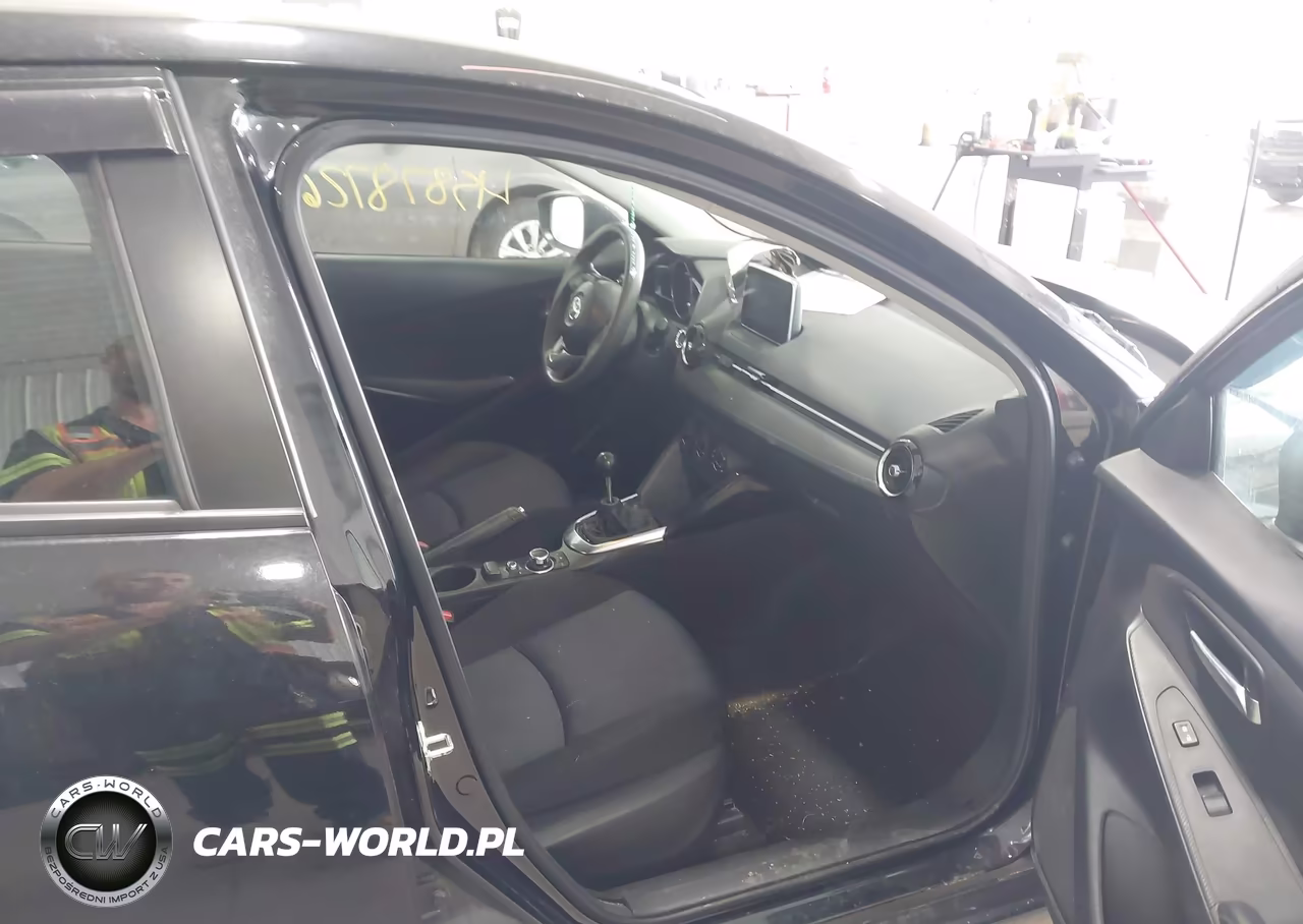 2017 Toyota Yaris Ia VIN:3MYDLBYV1HY172190 - 5