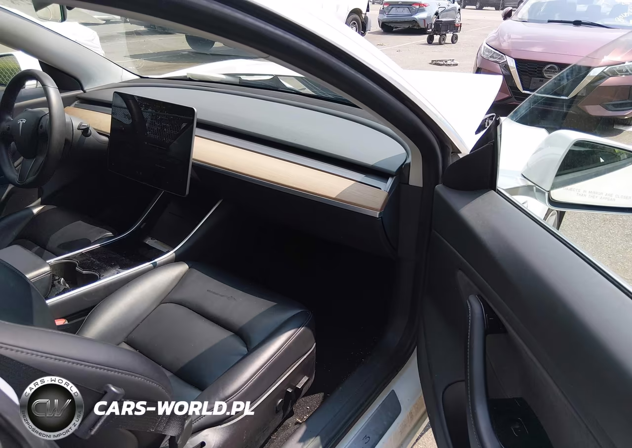 2020 Tesla Model 3 Performance Dual Motor All-Wheel Drive VIN:5YJ3E1EC2LF587086 - 5