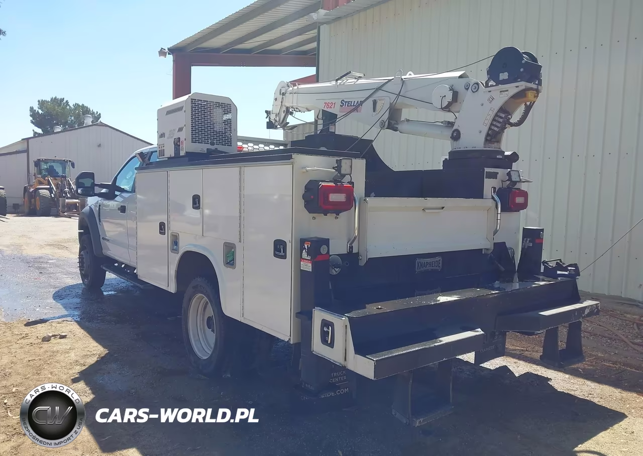 2019 Ford F-550 Chassis Xl VIN:1FD0X5HT2KEC16389 - 3