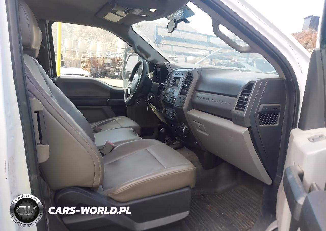 2019 Ford F-550 Chassis Xl VIN:1FD0X5HT2KEC16389 - 5