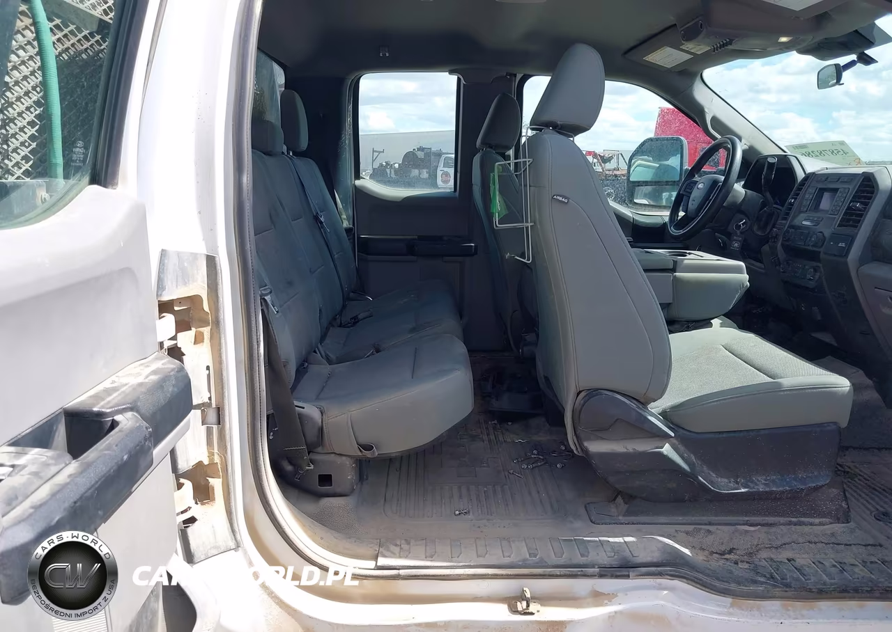 2020 Ford F-550 Chassis Xl VIN:1FD0X5HT0LED34975 - 8