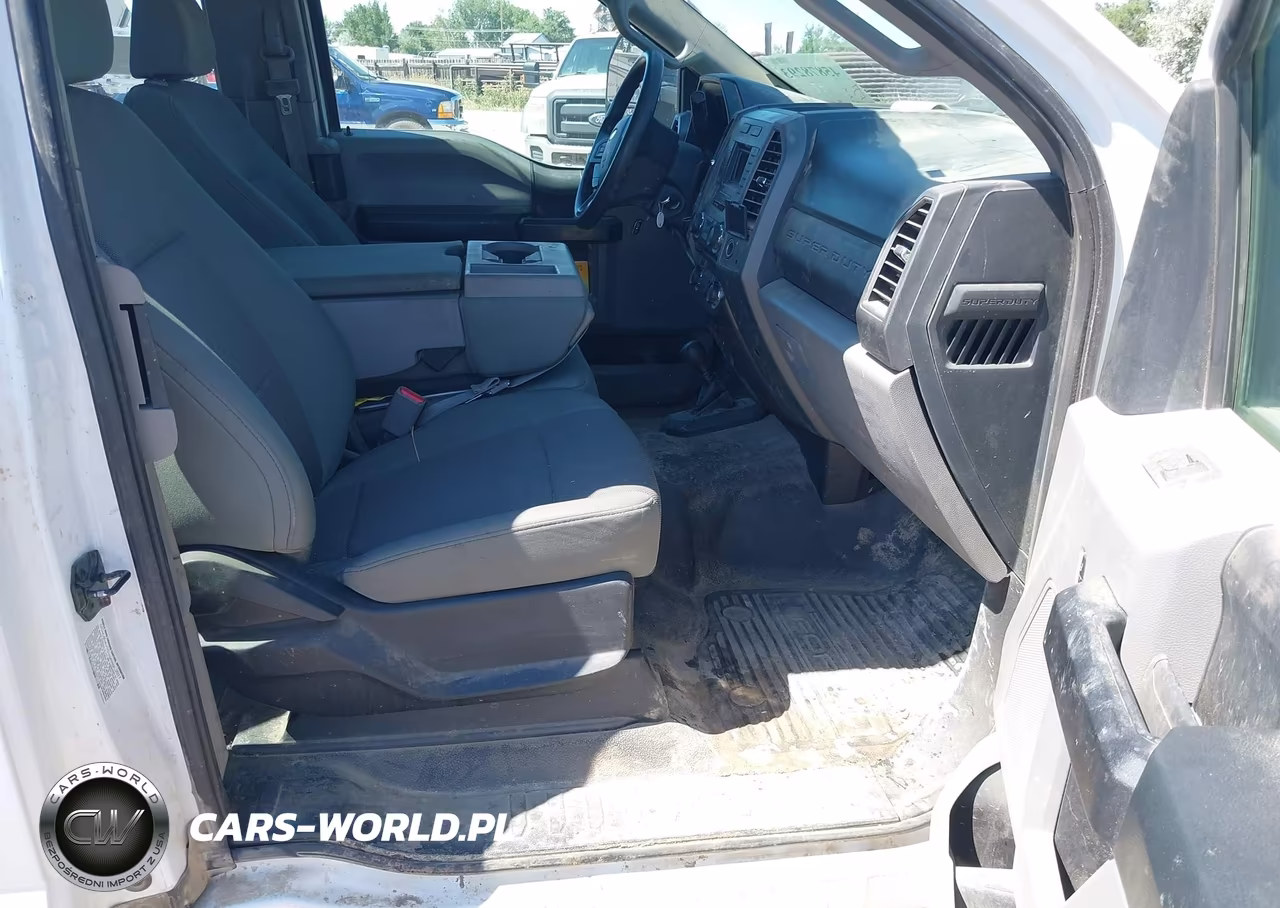 2017 Ford F-550 Chassis Xl VIN:1FD0X5HY8HEC55928 - 5