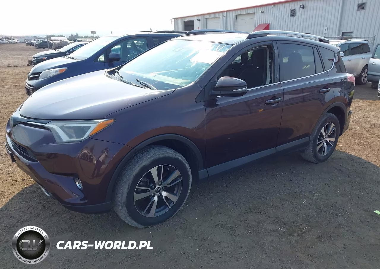 2018 Toyota Rav4 Xle VIN:2T3RFREV4JW720672 - 2