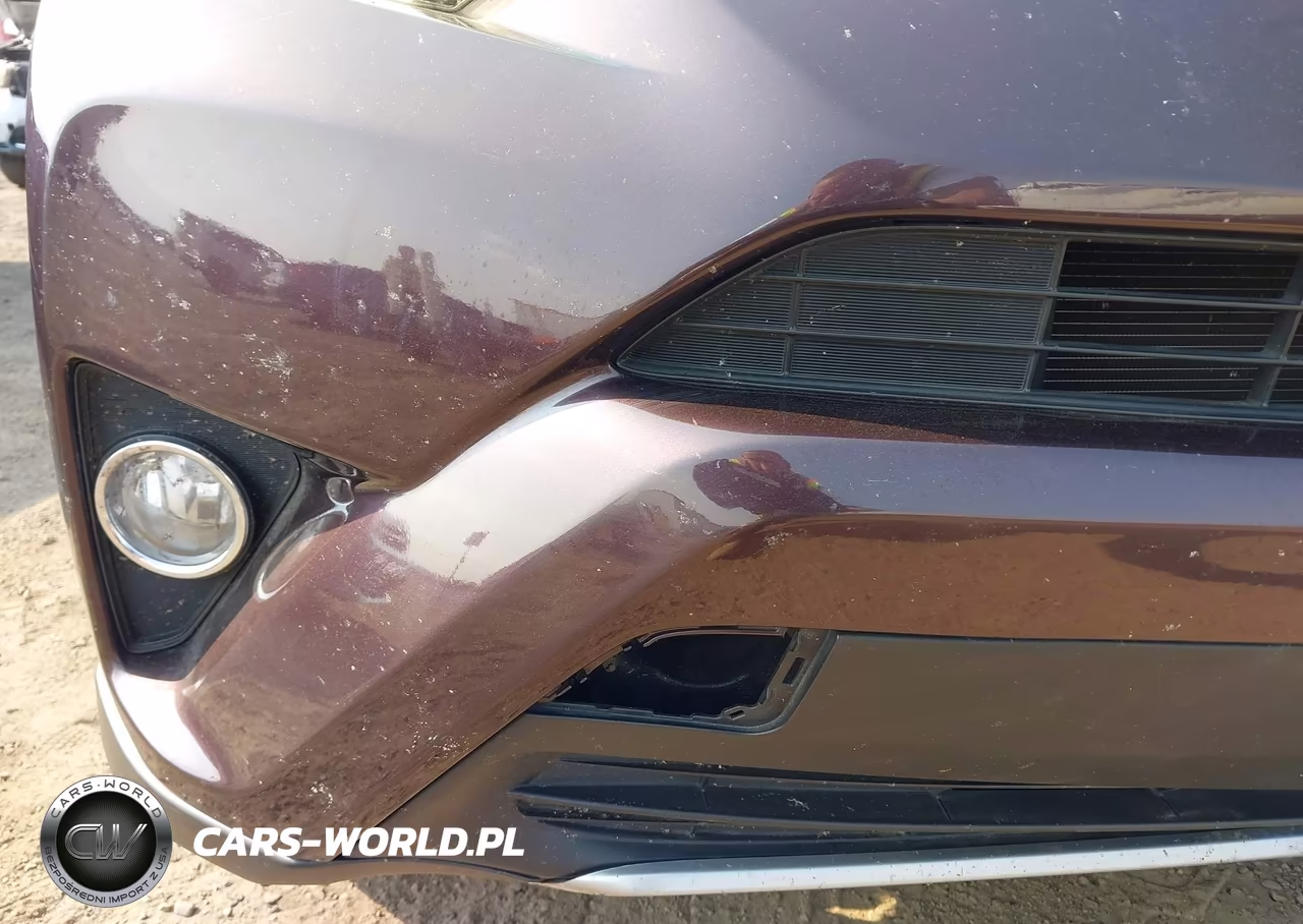 2018 Toyota Rav4 Xle VIN:2T3RFREV4JW720672 - 20