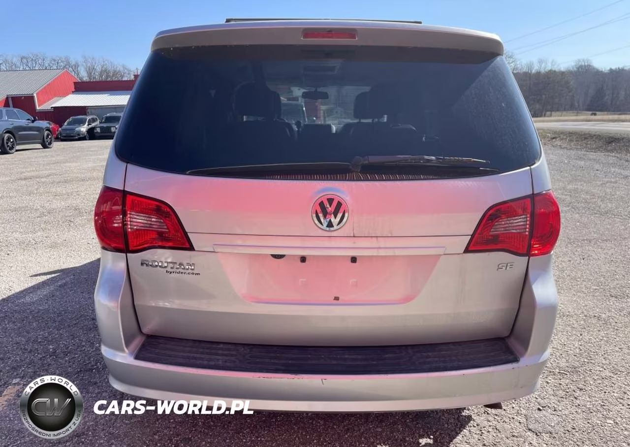 2012 Volkswagen Routan Se VIN:2C4RVABG4CR293873 - 13