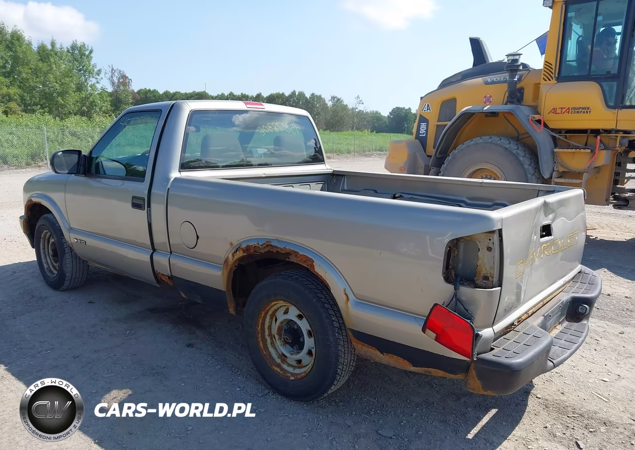 2002 Chevrolet S-10 VIN:1GCCS145428134839 - 3
