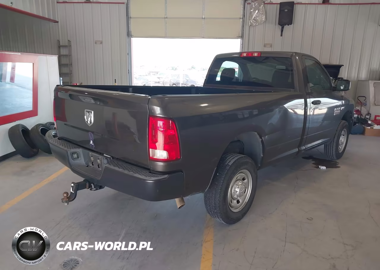 2018 Ram 2500 Tradesman 4X2 8' Box VIN:3C6LR4AT3JG312966 - 4