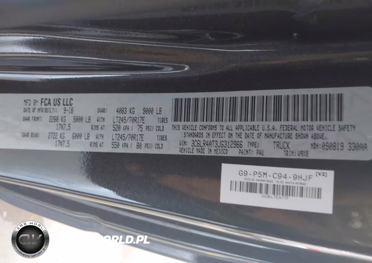 2018 Ram 2500 Tradesman 4X2 8' Box VIN:3C6LR4AT3JG312966 - 9