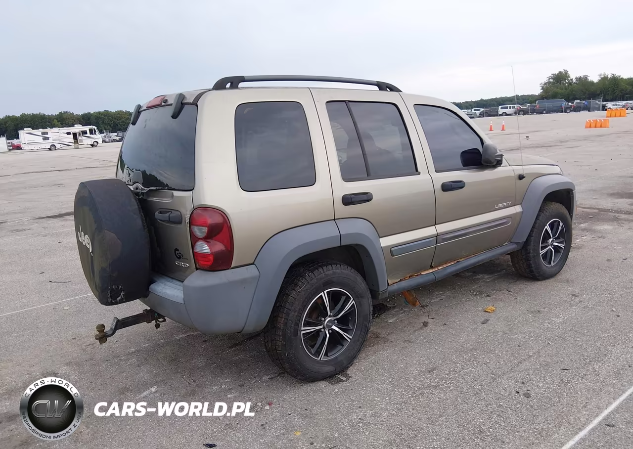 2005 Jeep Liberty Sport VIN:1J4GL48565W655758 - 4