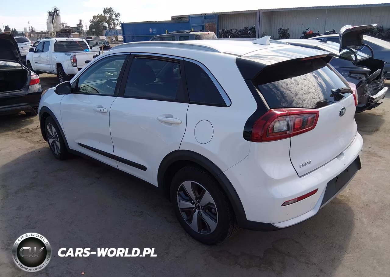 KIA NIRO FE VIN:KNDCB3LC3H5051652 - 3