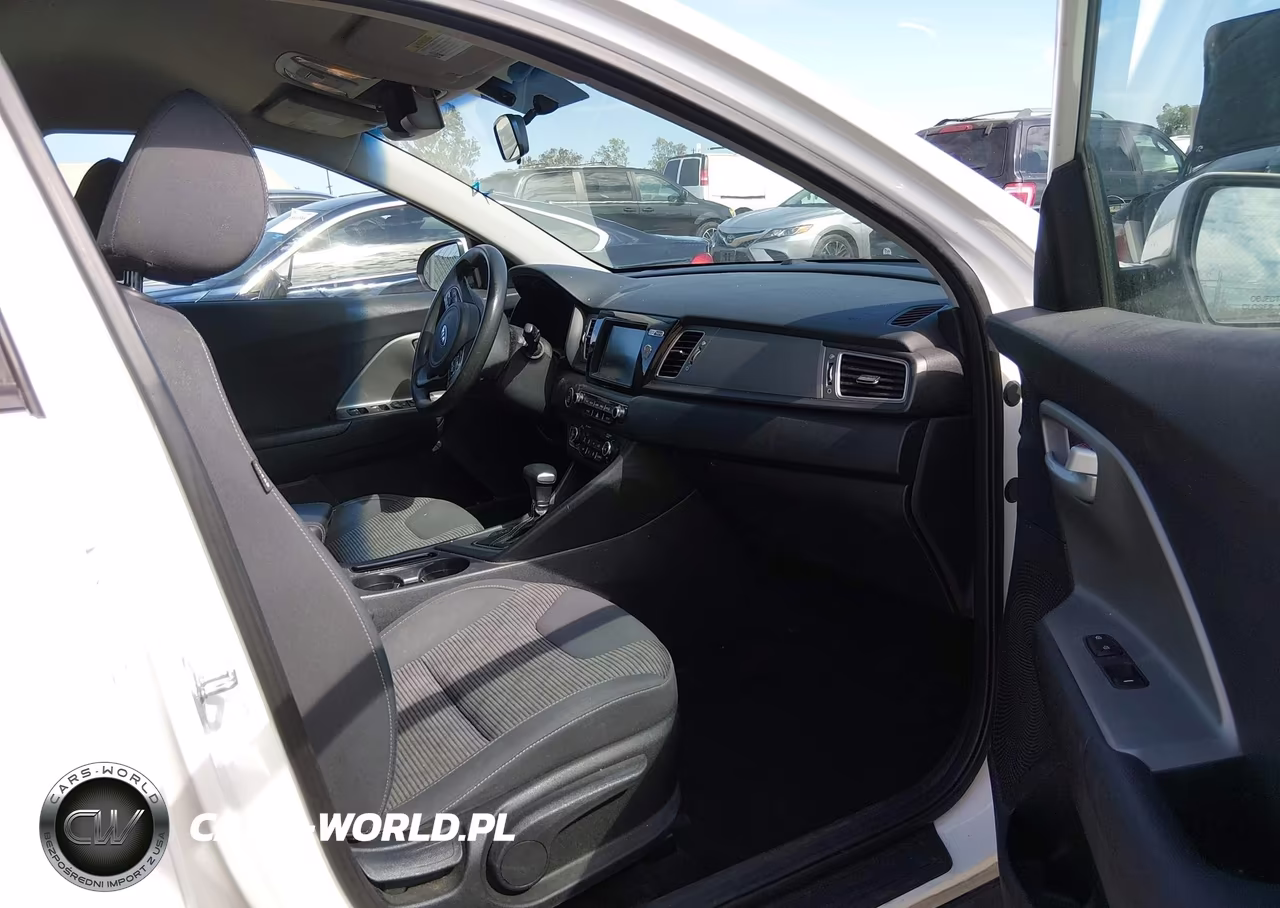 KIA NIRO FE VIN:KNDCB3LC3H5051652 - 5