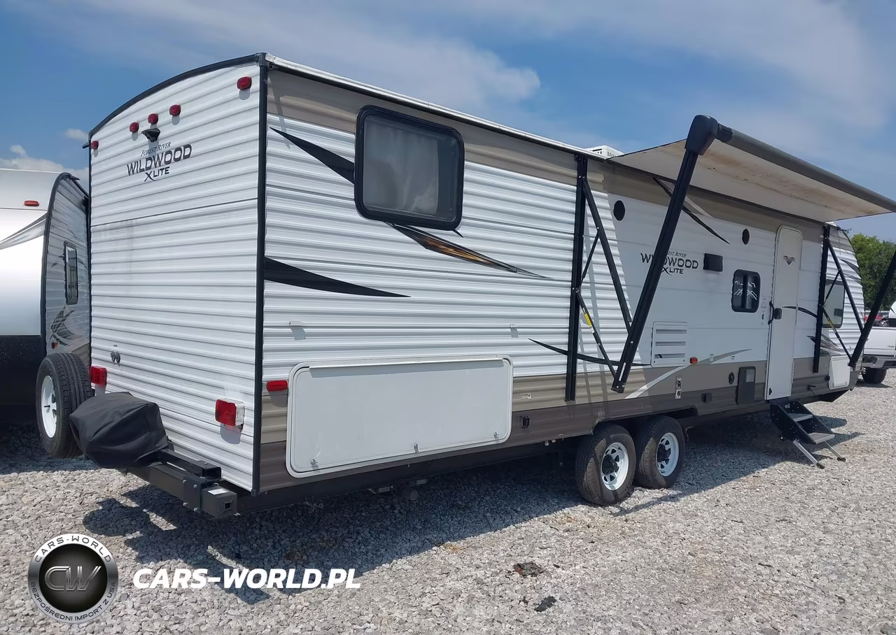 2018 Forest River Wildwood 273Qbxl VIN:4X4TWDC26J7360490 - 4