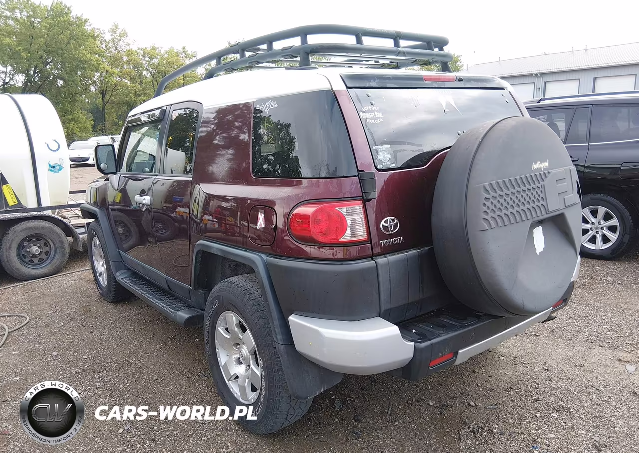 2007 Toyota Fj Cruiser VIN:JTEBU11F070073929 - 3