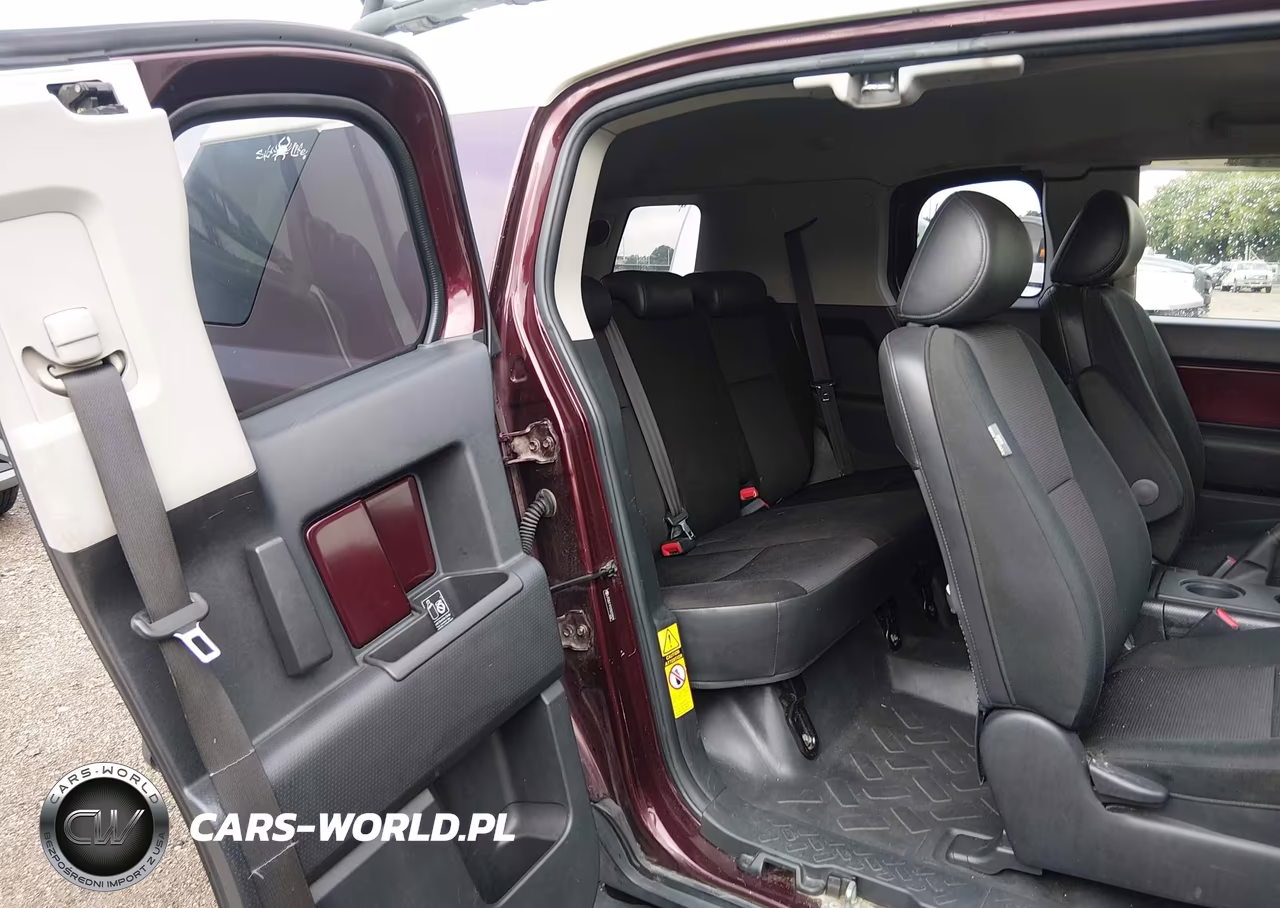 2007 Toyota Fj Cruiser VIN:JTEBU11F070073929 - 8